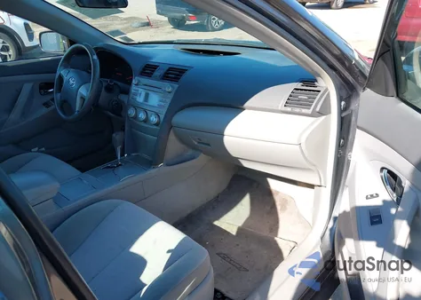 2011 Toyota Camry Le V6 из США, поврежденный, VIN 4T1BK3EK8BU123700